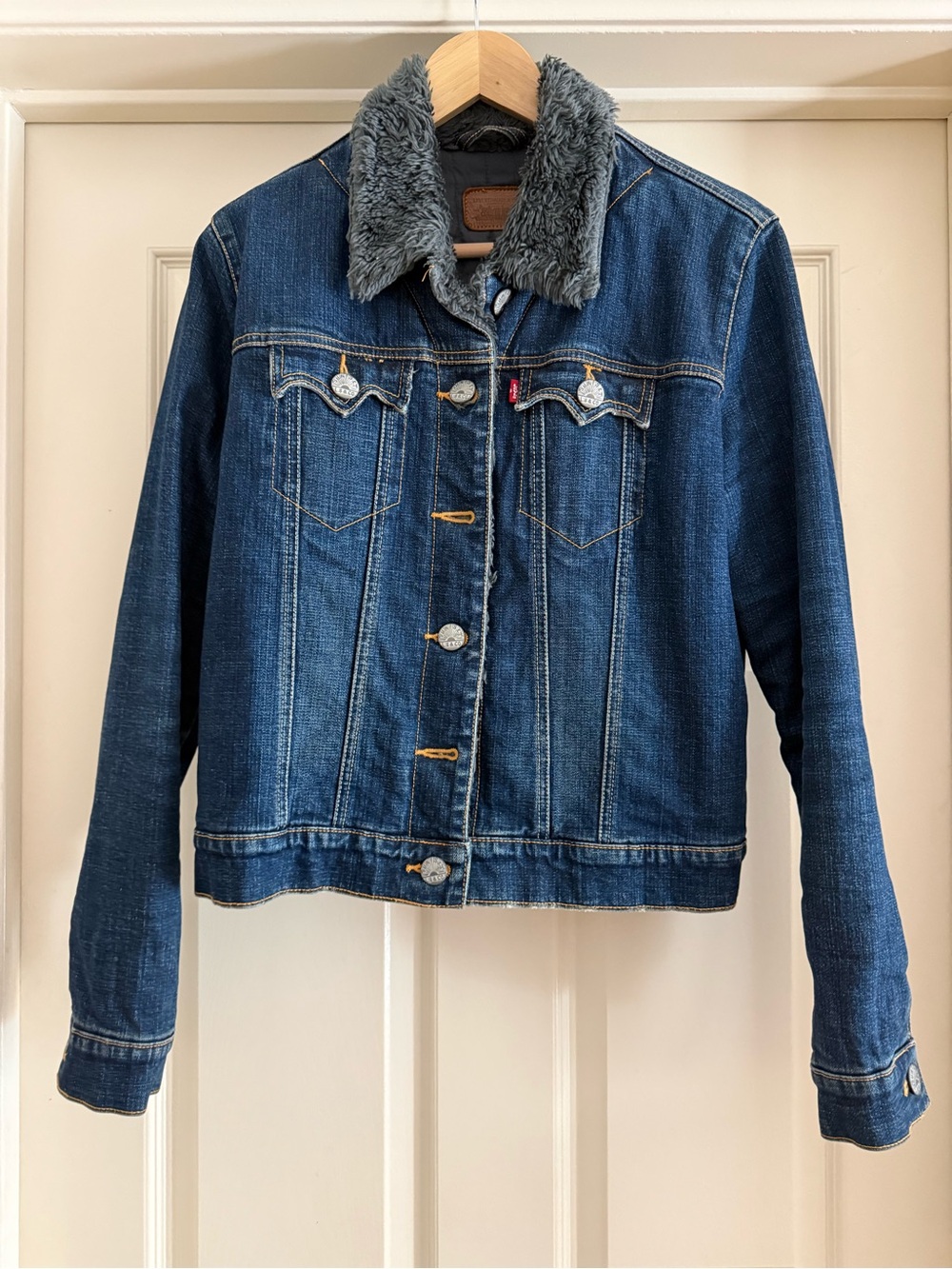 Levi's Dark Blue Denim Trucker Jacket with Gray Faux Fur Collar
